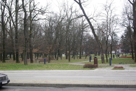 Zagrebin lentokentän vieresitä puistoa.