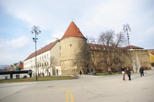 Zagrebin keskustassa oli paljon torneja...